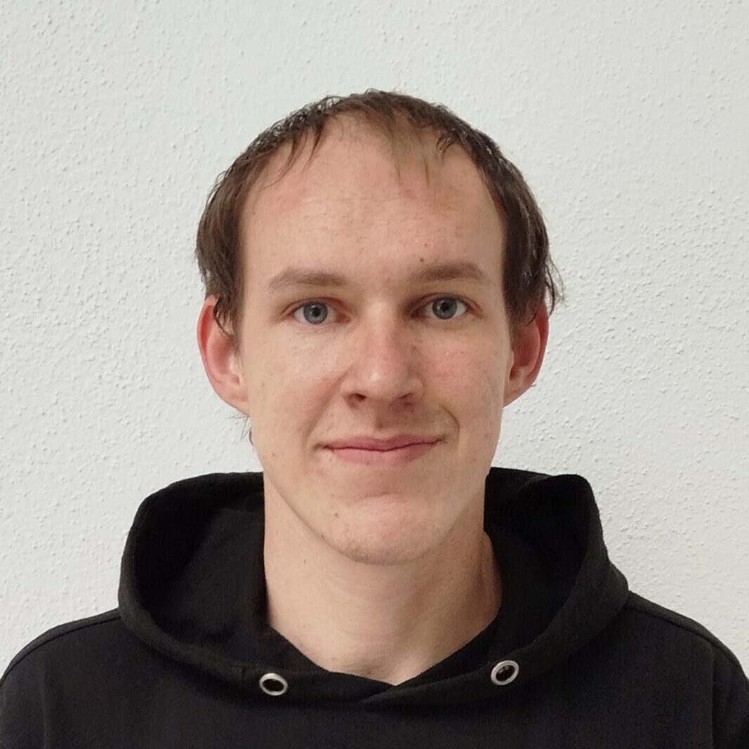 Portraitfoto von Adrian Früh